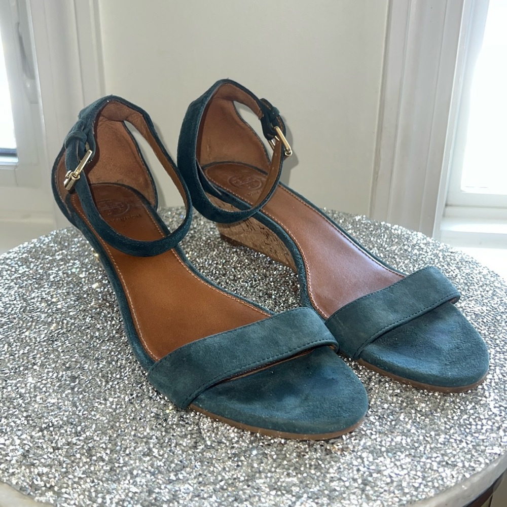 Tory Burch Savannah Wedge Sandals size 9.5